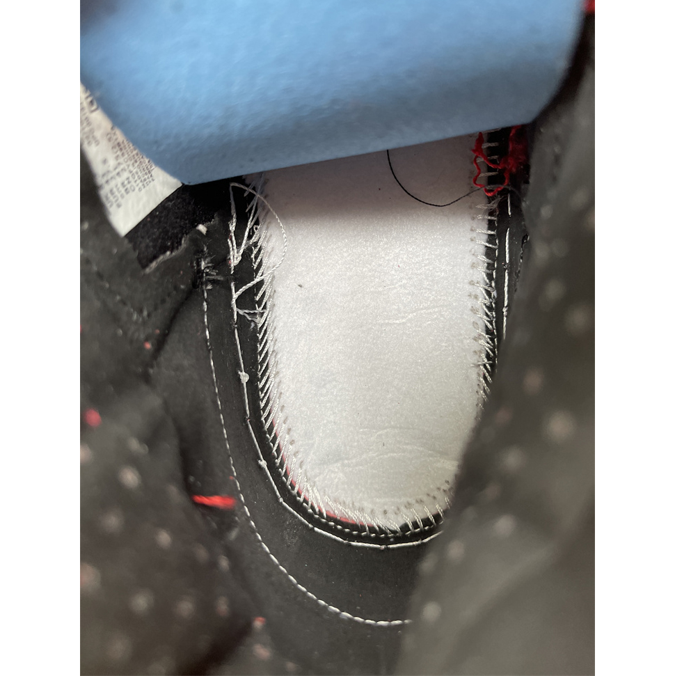 Air Jordan 1 Zoom CMFT “Bulls”  Sneaker  CT0979-610 - 