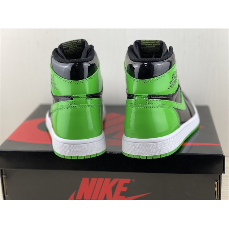 Air Jordan 1 High Sneaker - 