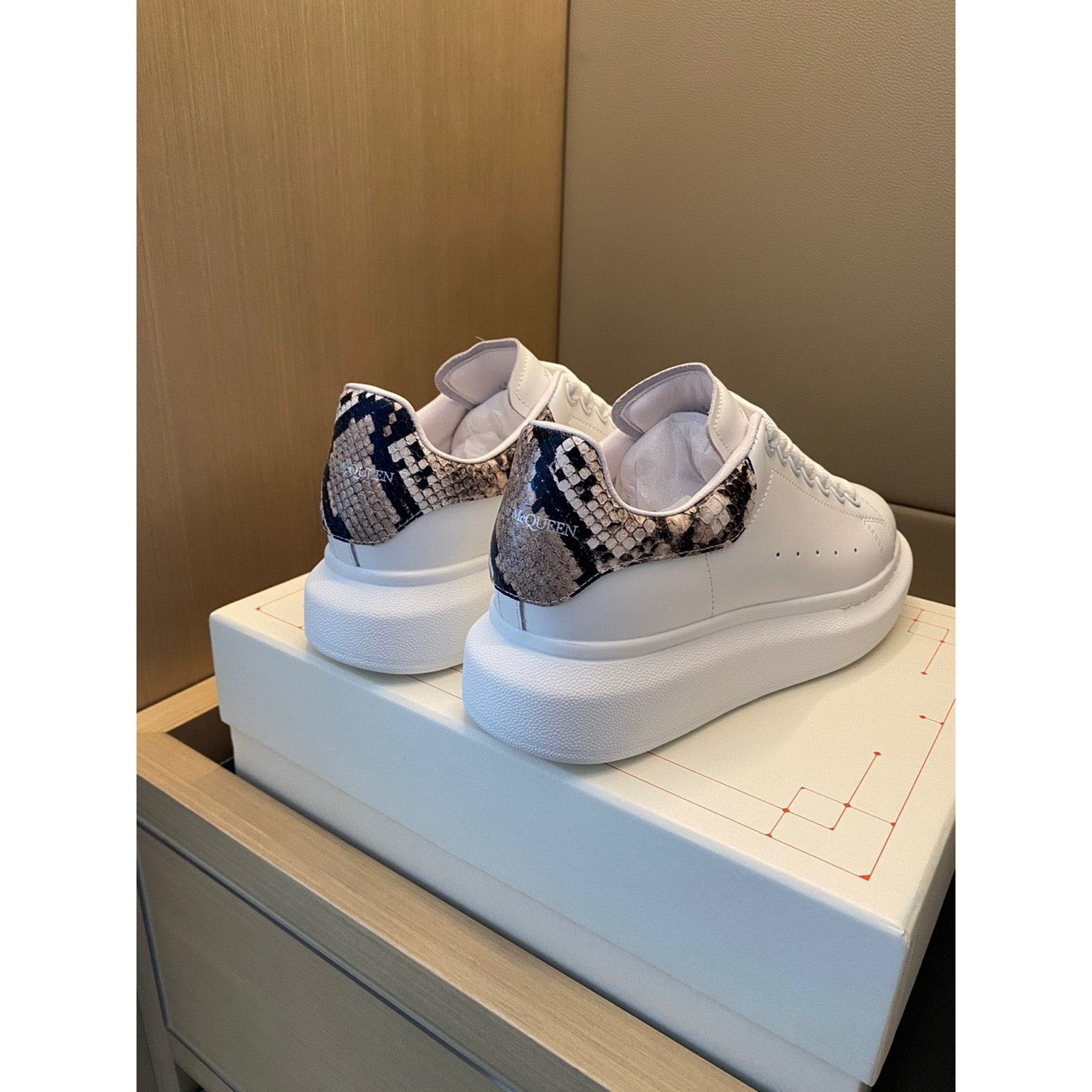 Alexander Mqueen Low-Top Sneakers  - PerfectKickZ
