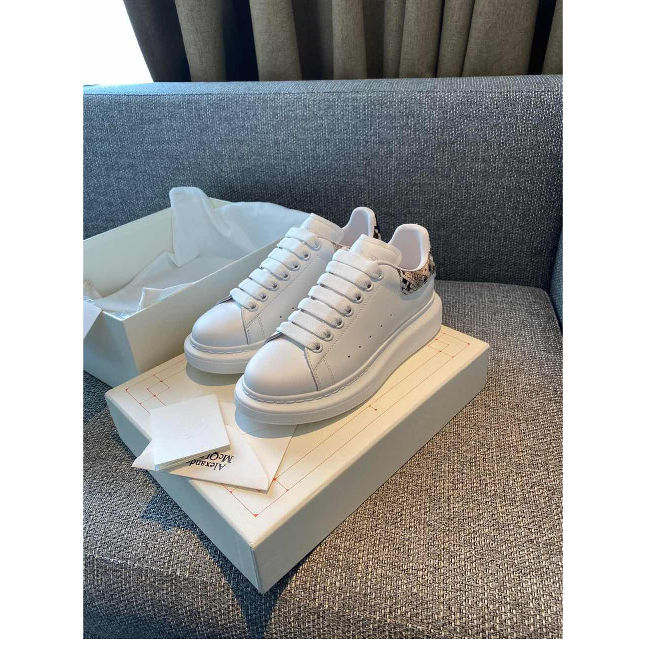 Alexander Mqueen Low-Top Sneakers  - PerfectKickZ