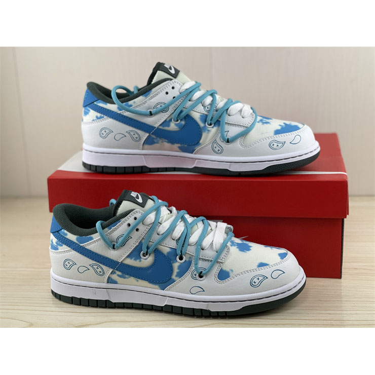 Nike Dunk SE Low Sneaker DH0957-100 - PerfectKickZ