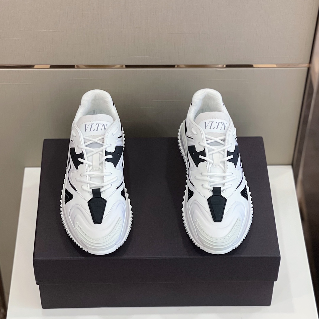Valenti Wade Runner Sneaker - PerfectKickZ