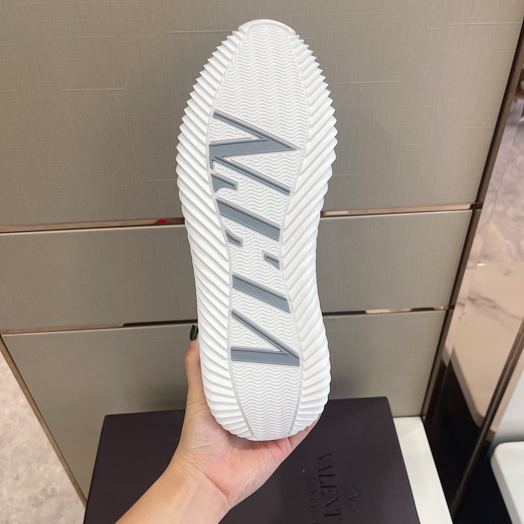 Valenti Wade Runner Sneaker - PerfectKickZ