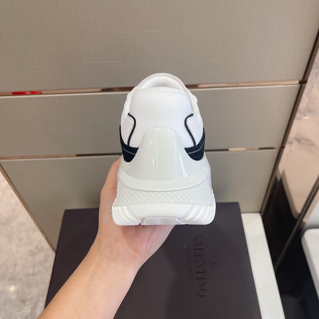 Valenti Wade Runner Sneaker - PerfectKickZ