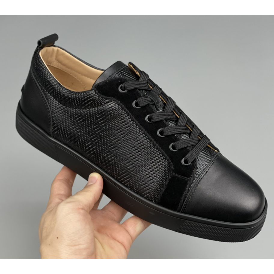Christian Louboutin Sneaker - PerfectKickZ