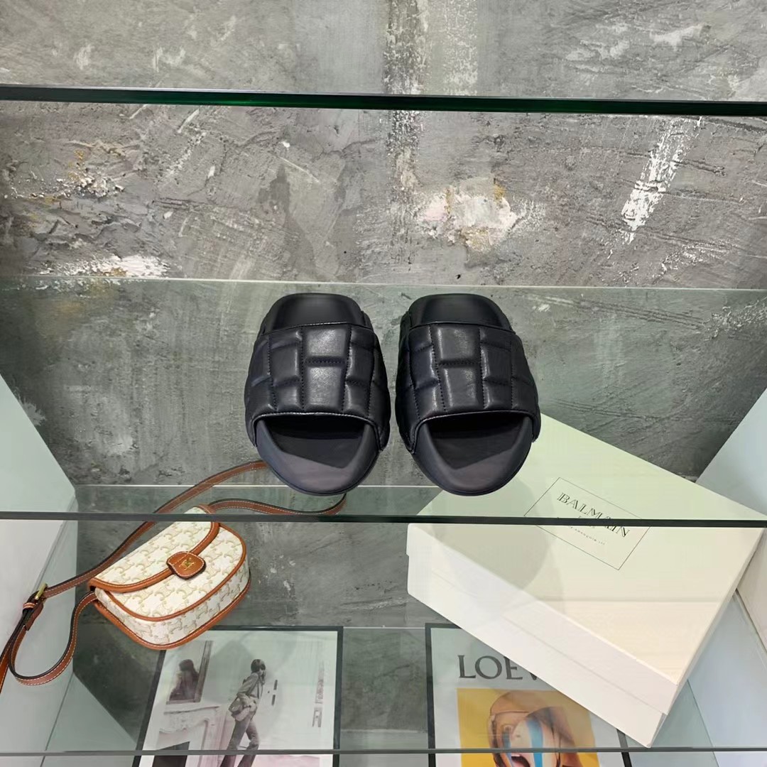 Balmain B-IT Quilted Leather Slides - PerfectKickZ