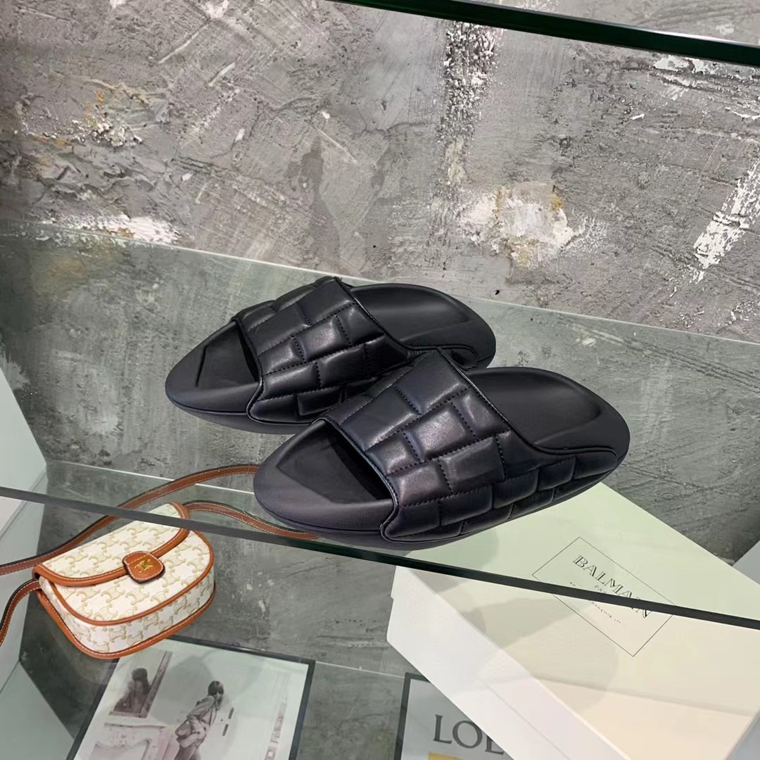 Balmain B-IT Quilted Leather Slides - PerfectKickZ