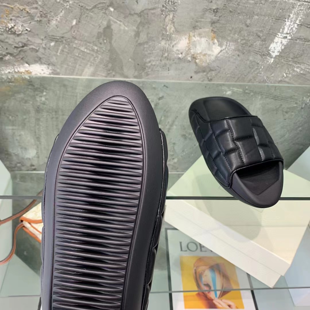 Balmain B-IT Quilted Leather Slides - PerfectKickZ