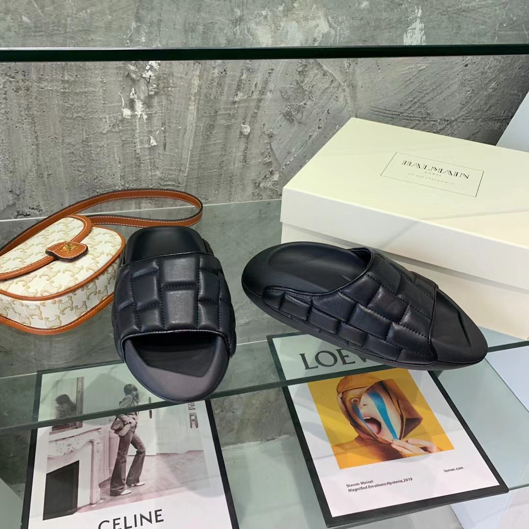 Balmain B-IT Quilted Leather Slides - PerfectKickZ