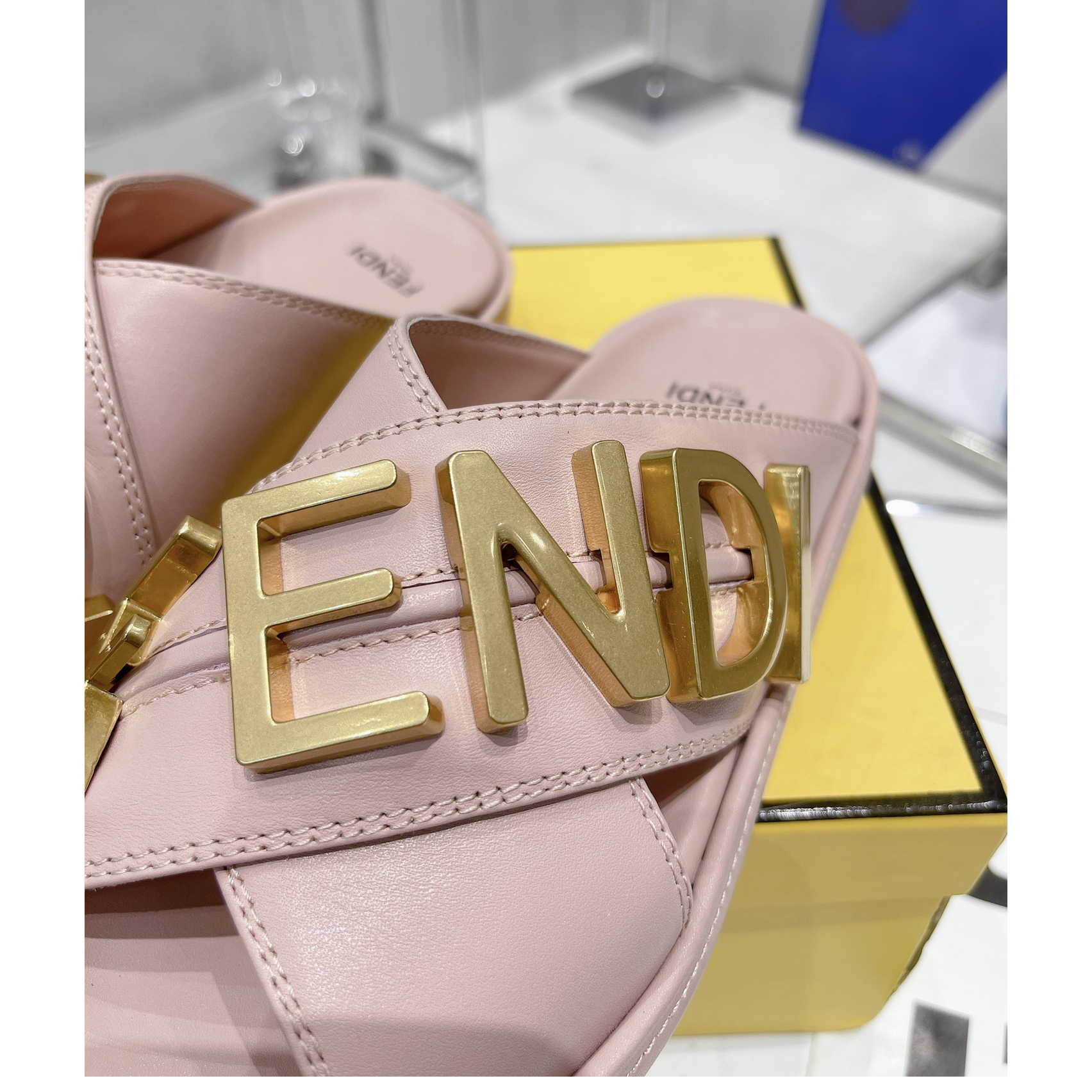 Fendi Graphy Pink Leather Slides - 