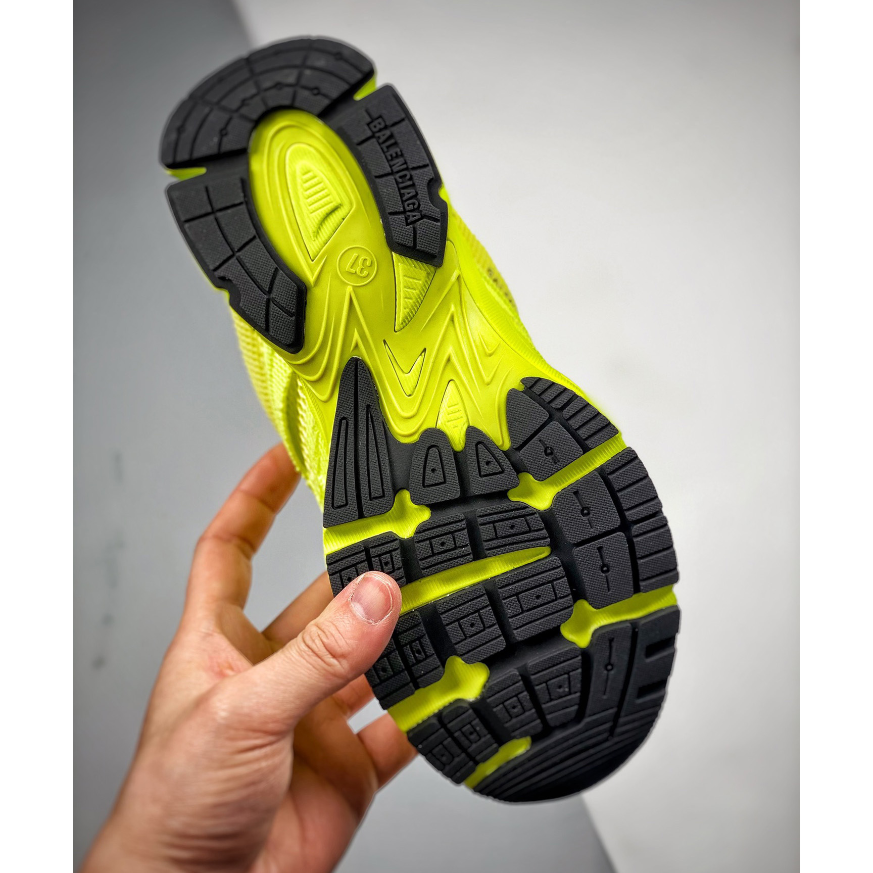 Balenciaga Phantom  Sneaker - PerfectKickZ