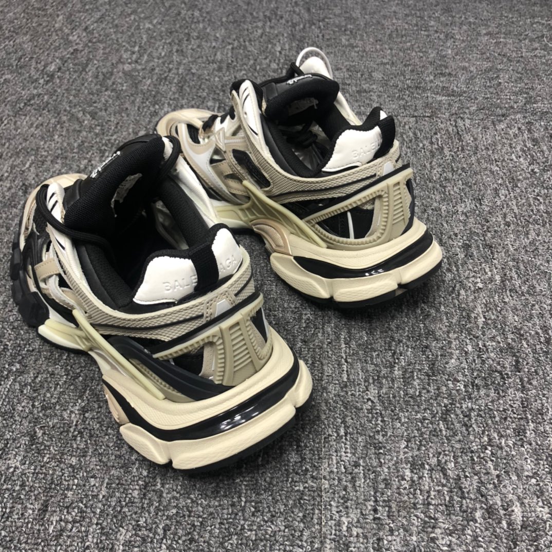 Balenciaga Track.2 Sneaker - PerfectKickZ