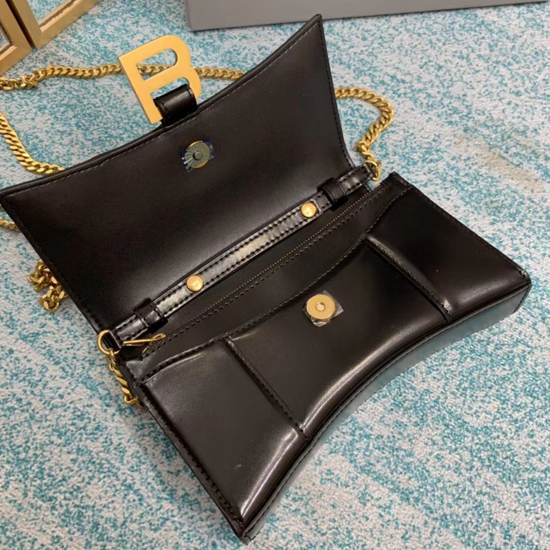 Balenciaga Hourglass Wallet On Chain (19.5-12-5cm) - PerfectKickZ