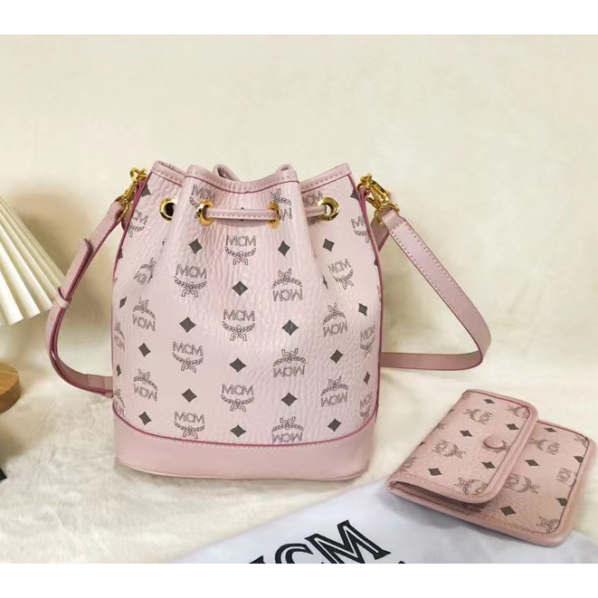 MCM Dessau Drawstring Bag (35-30-17.5CM) - PerfectKickZ