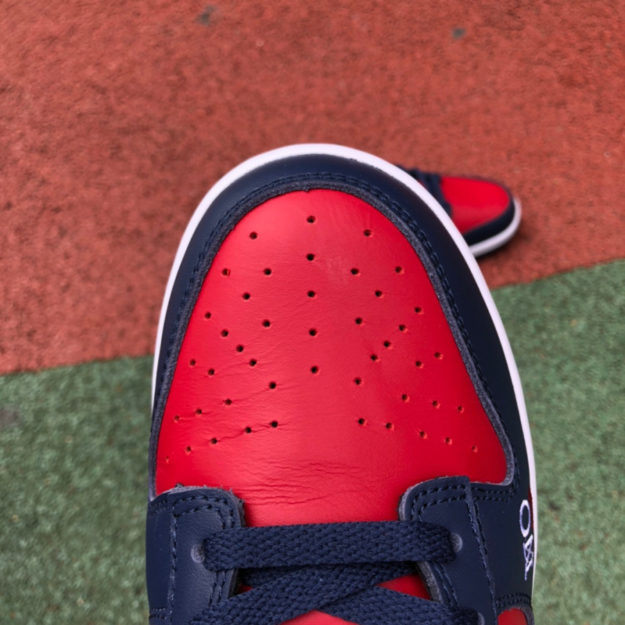 Nike x Supreme  Dunk Low Sneaker  do7412-984 - PerfectKickZ