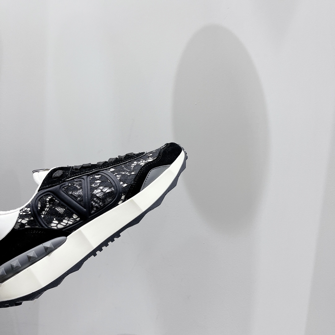 Valenti Hollow Out Series Sneaker - PerfectKickZ