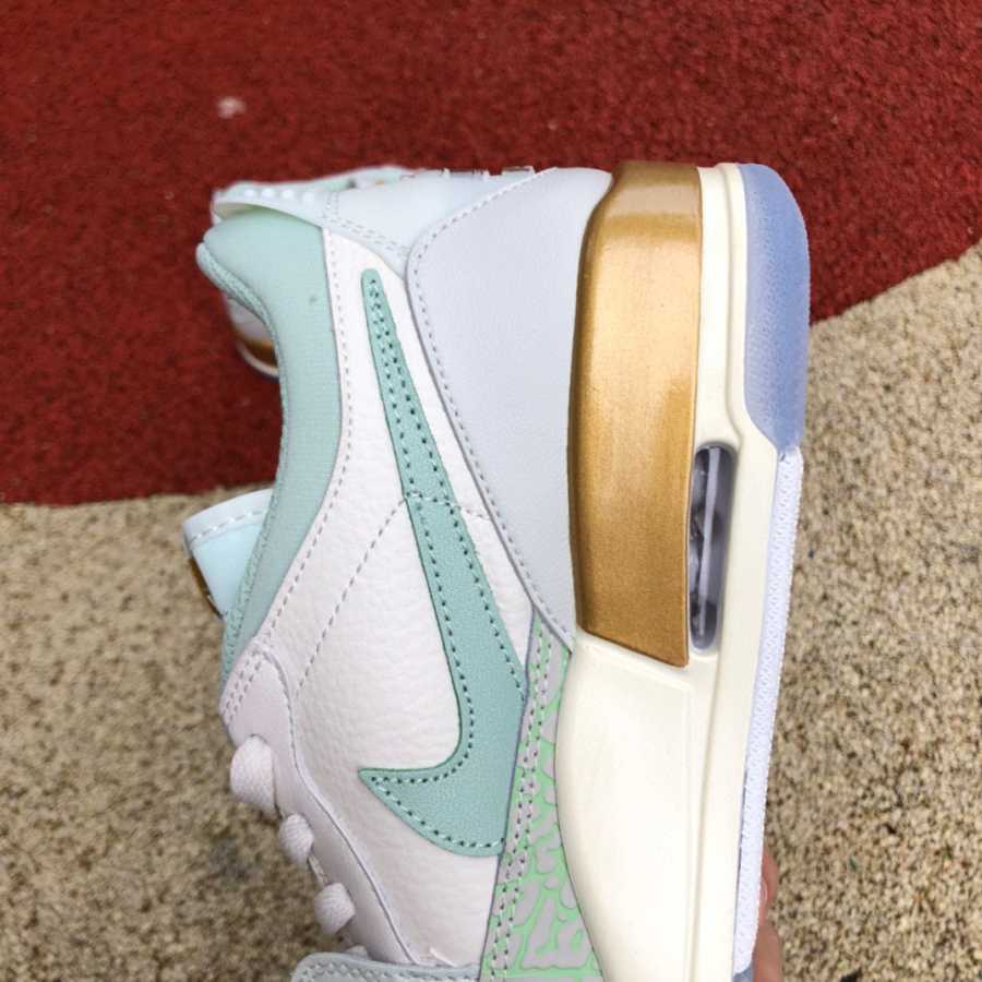 Air Jordan Legacy 312 Sneaker  DR8486-131 - 