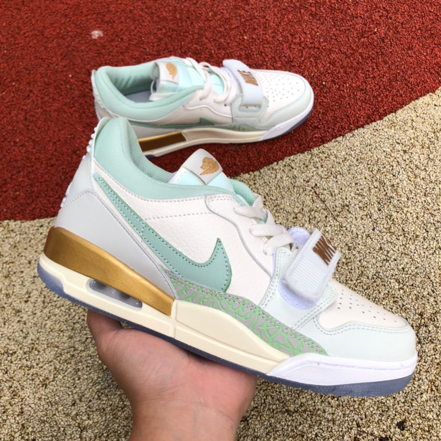 Air Jordan Legacy 312 Sneaker  DR8486-131 - 