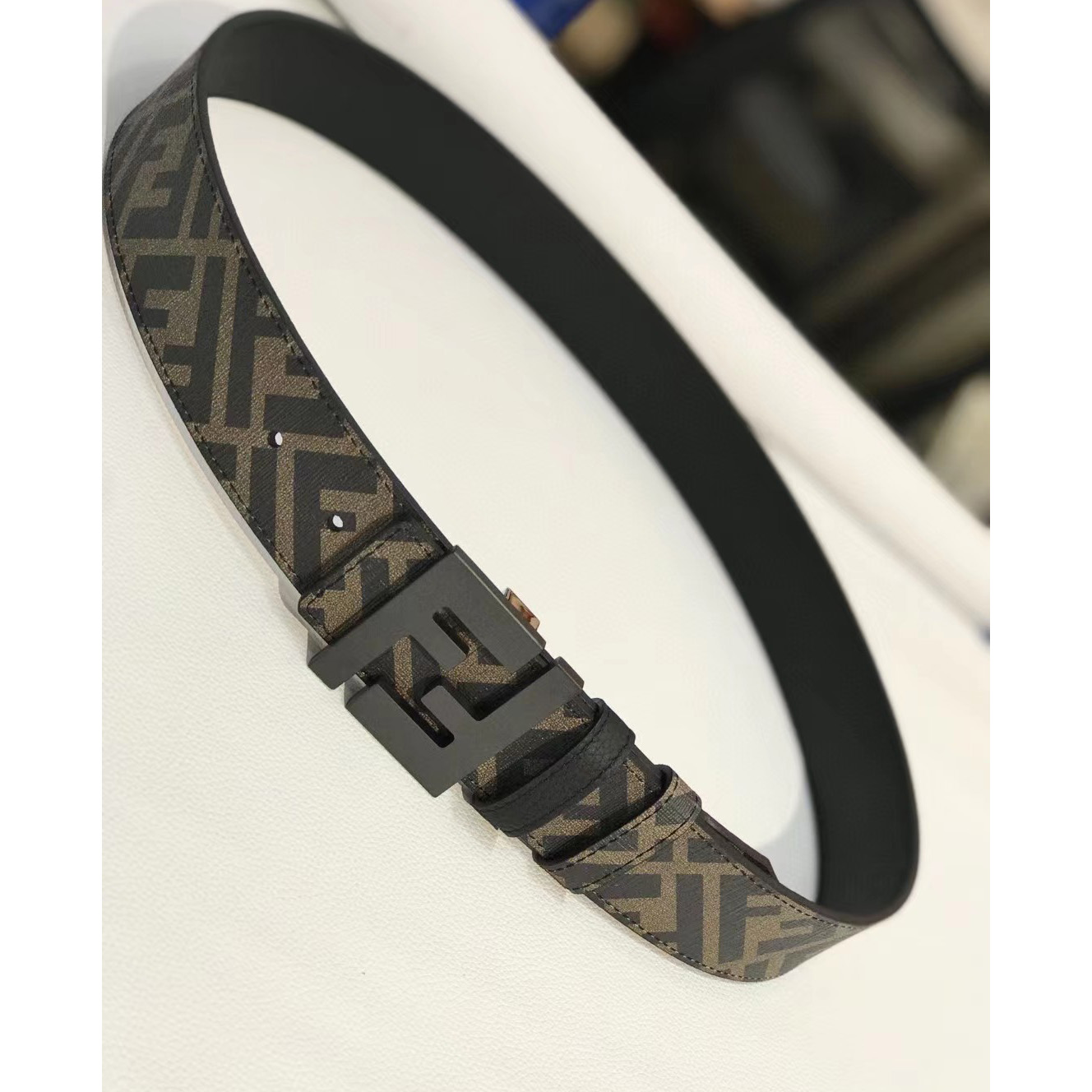 Fendi Leather Belt With FF Buckle - 