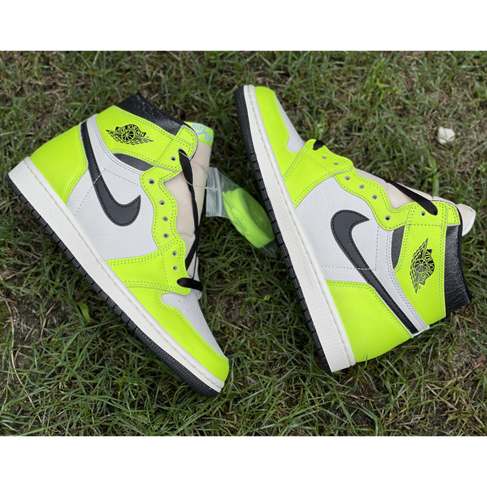 Air Jordan 1 High OG 'Volt' Sneakers   555088-702 - PerfectKickZ