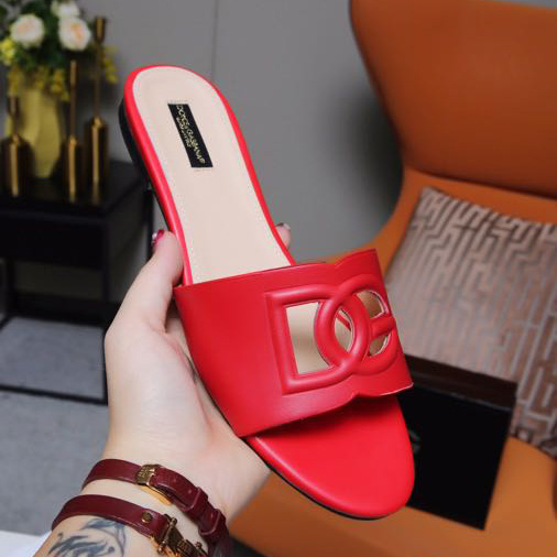 Dolce & Gabbana  DG Logo Leather  Sandal - PerfectKickZ
