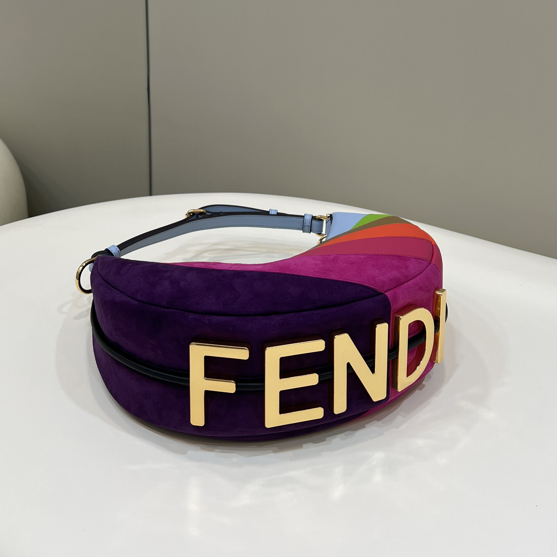 Fendi Graphy  Leather Bag(29*24.5*10cm) - PerfectKickZ