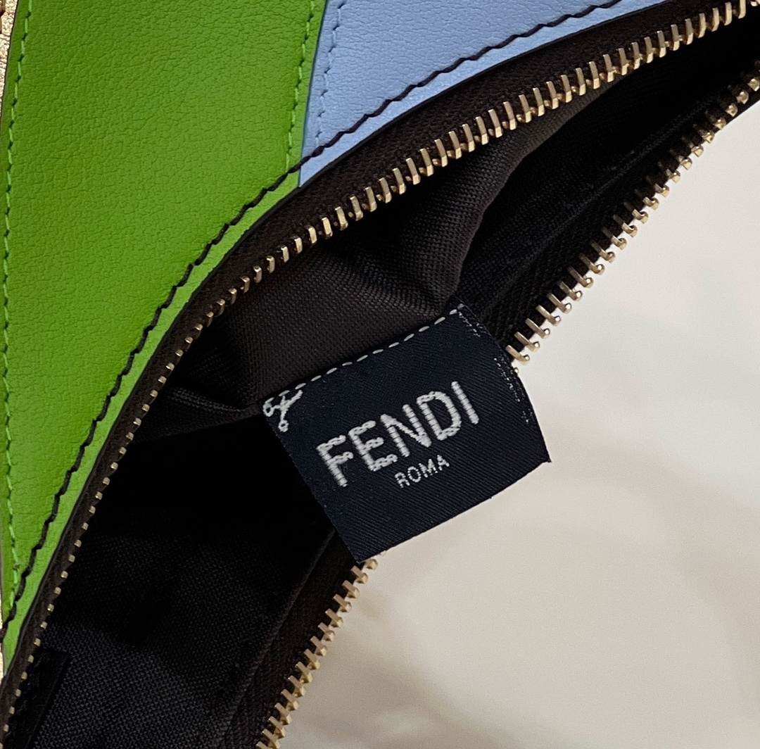 Fendi Graphy  Leather Bag(29*24.5*10cm) - PerfectKickZ