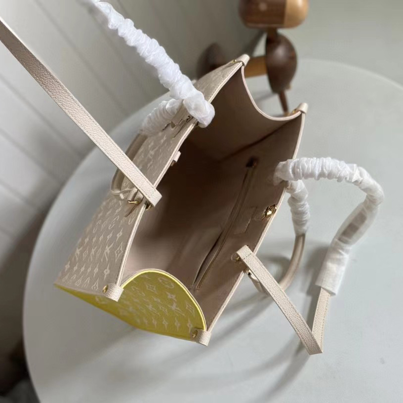 Louis Vuitton Onthego MM Handbag(35-27-14CM)  M46128 - PerfectKickZ