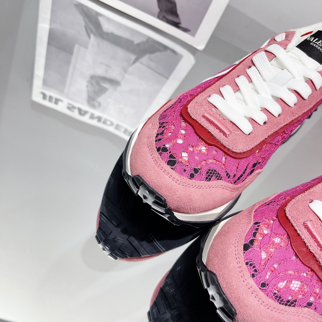 Valenti Hollow Out Series Sneaker - 