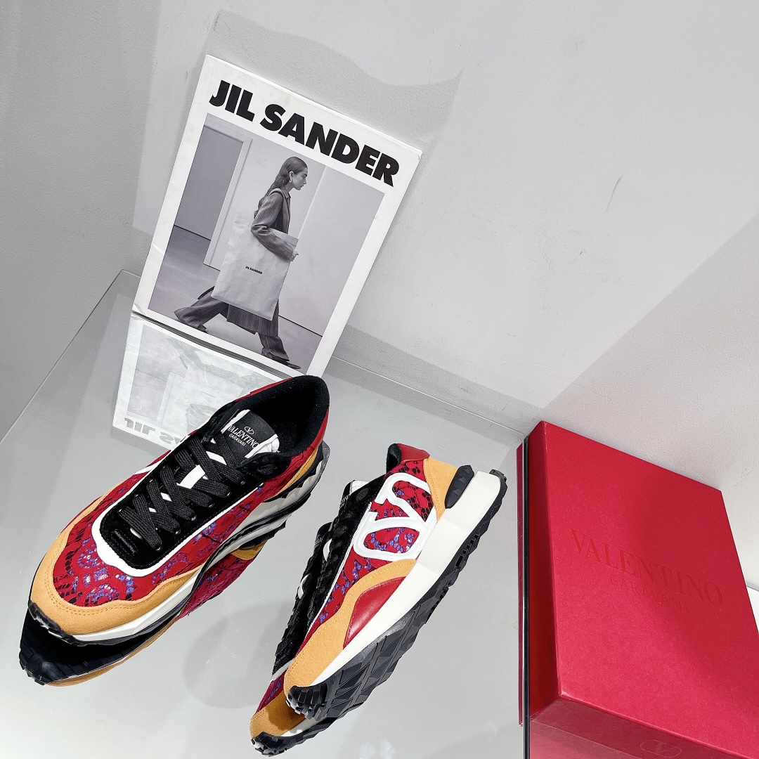 Valenti Hollow Out Series Sneaker - 