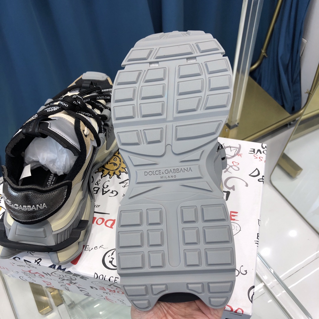 Dolce & Gabbana Mixed-Material Space Sneakers - 