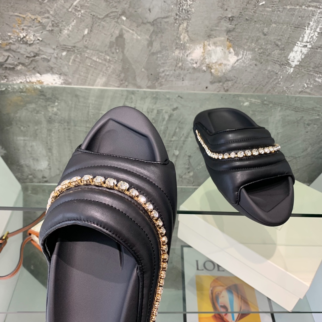 Balmain B-It-Puffy Slides - PerfectKickZ