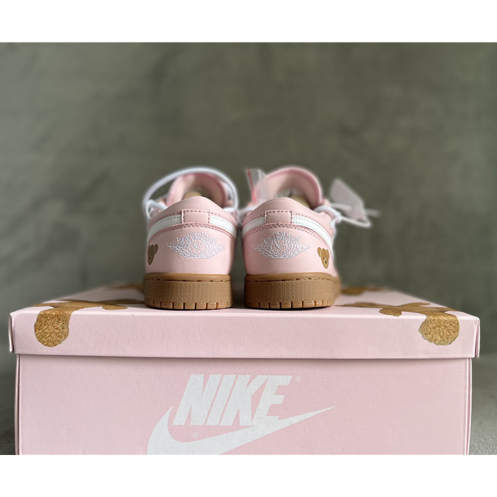 Jordan AJ 1 Low Sneaker In Pink   DC0774-601 - 