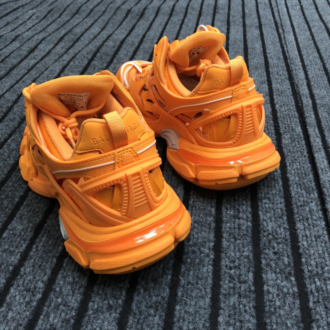 Balenciaga Track.2 Sneaker - PerfectKickZ