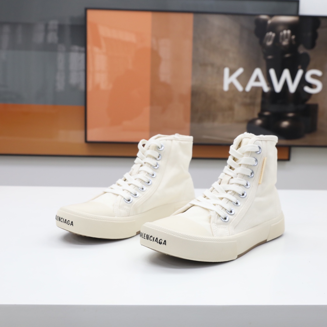 Balenciaga Men's  Paris High Top Sneaker In White - PerfectKickZ