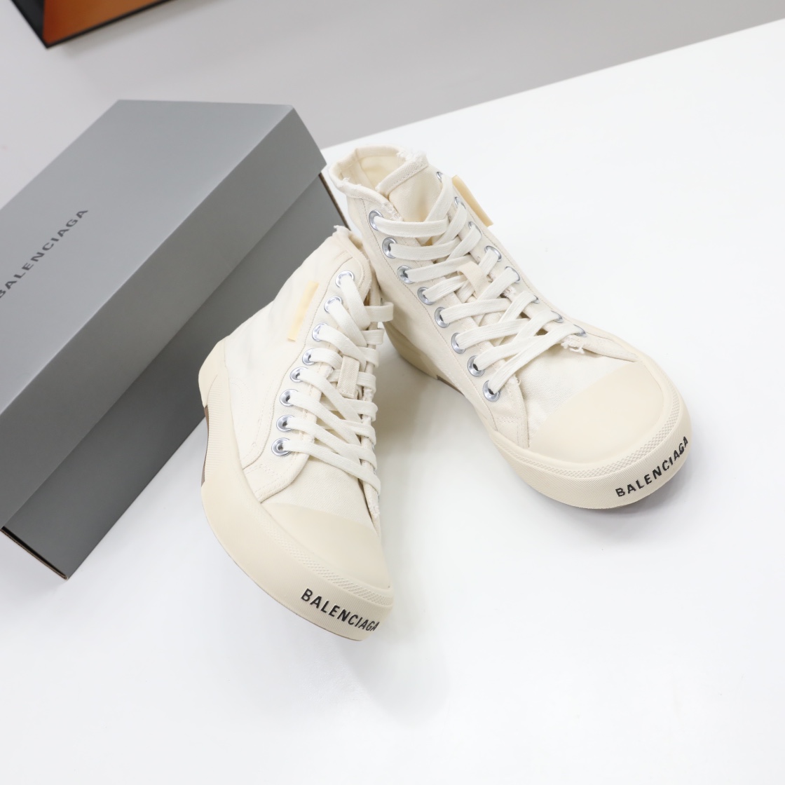 Balenciaga Men's  Paris High Top Sneaker In White - PerfectKickZ