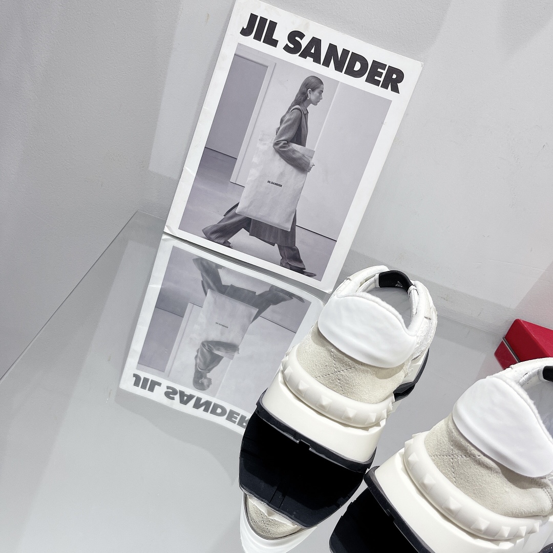 Valenti  Hollow Out Series Sneaker - 