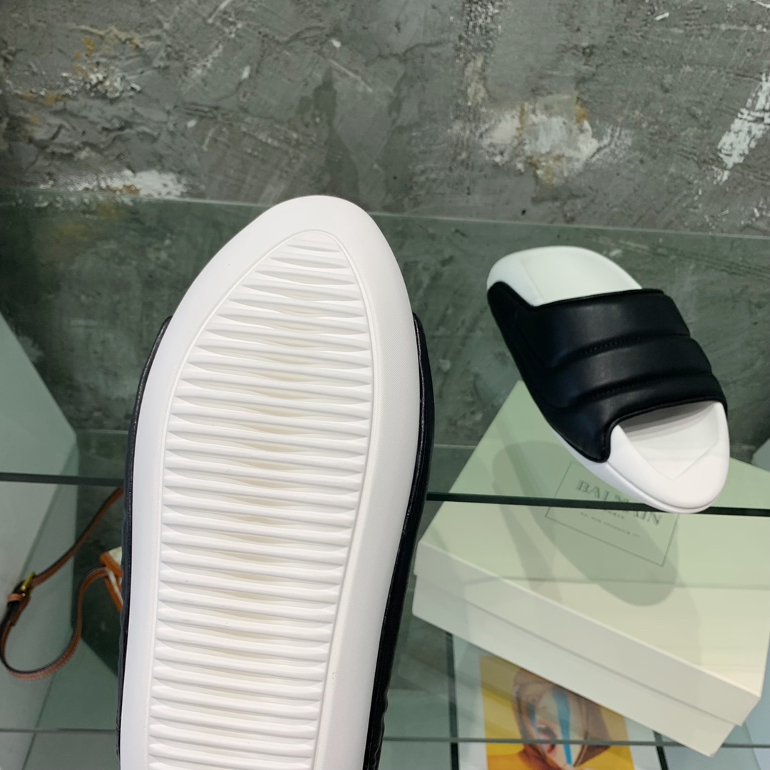 Balmain B-It-Puffy Slides - PerfectKickZ