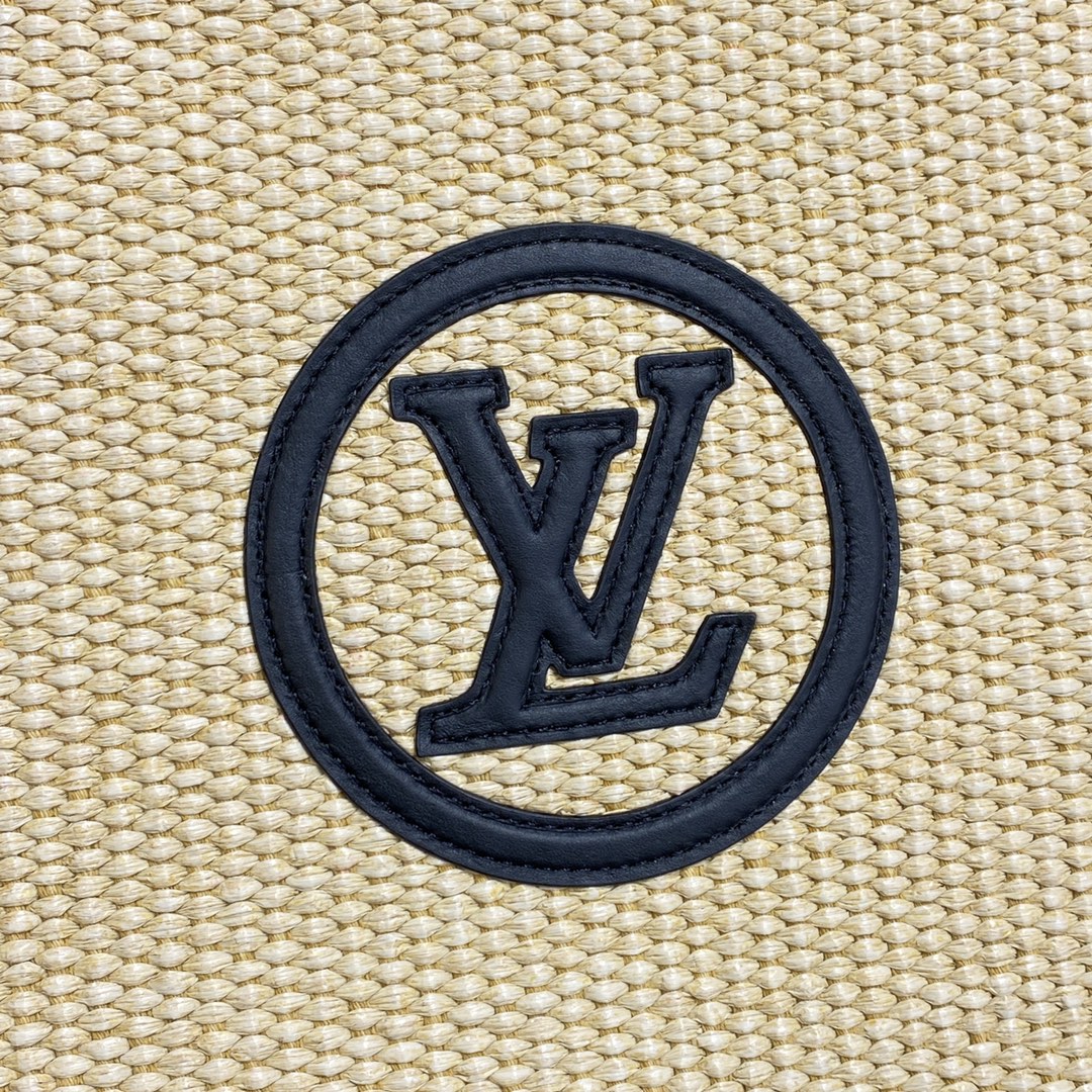 Louis Vuitton Toiletry Pouch On Chain  M81366 (26-20-5cm) - 