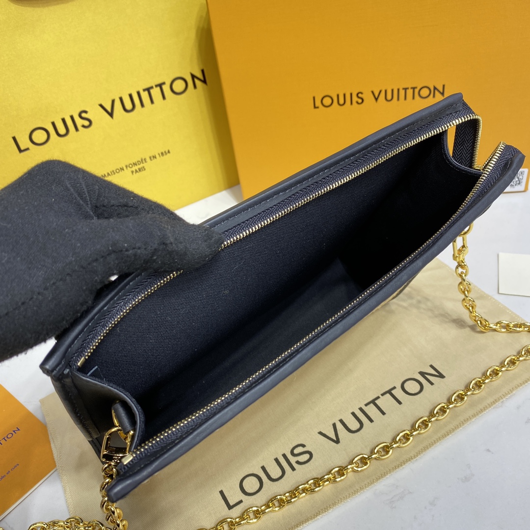 Louis Vuitton Toiletry Pouch On Chain  M81366 (26-20-5cm) - 