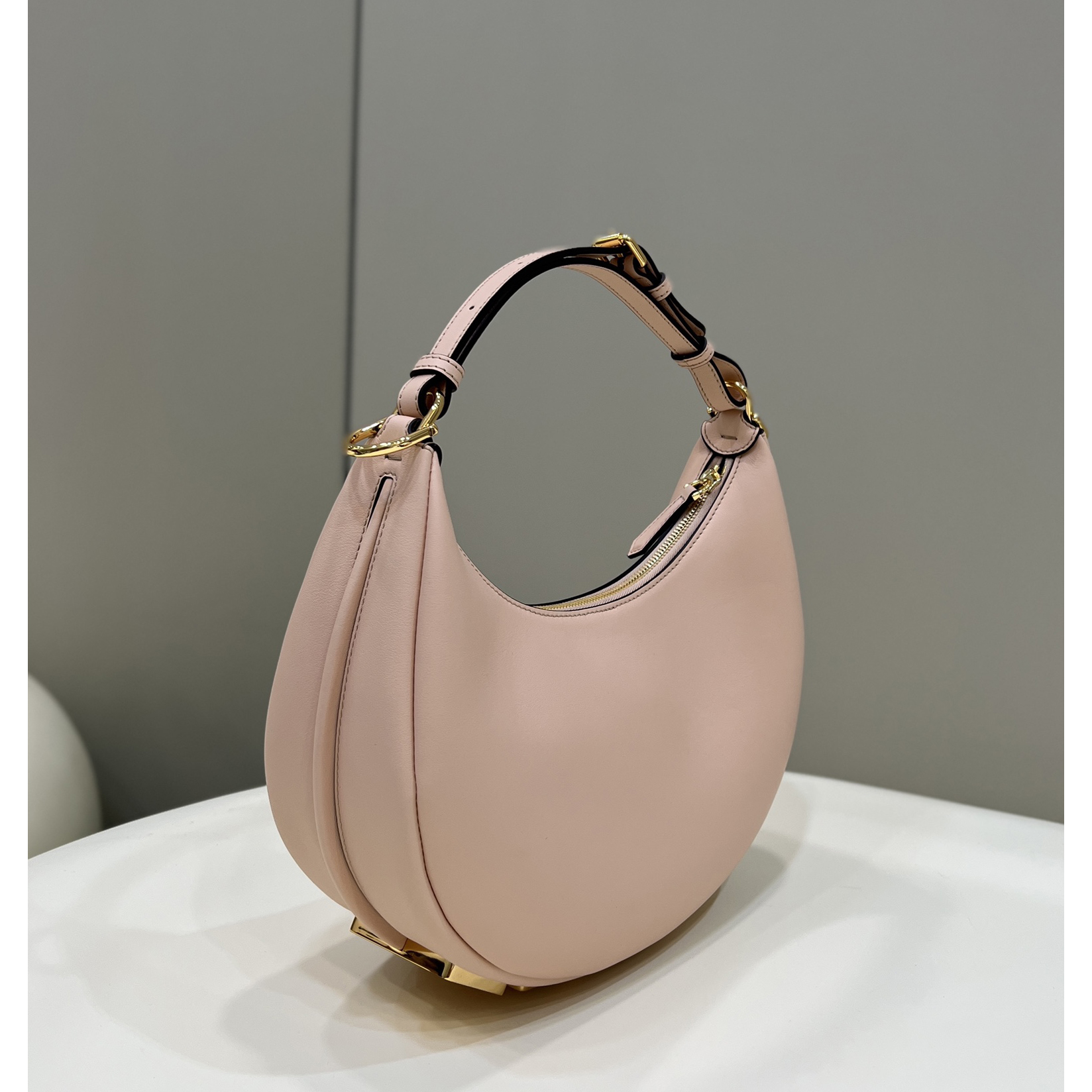 Fendi Graphy  Leather Bag(29*24.5*10cm) - PerfectKickZ