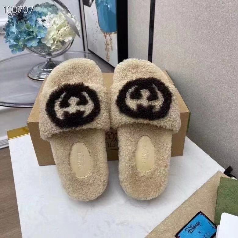 Gucci Women's Slide Sandal With Wool - PerfectKickZ