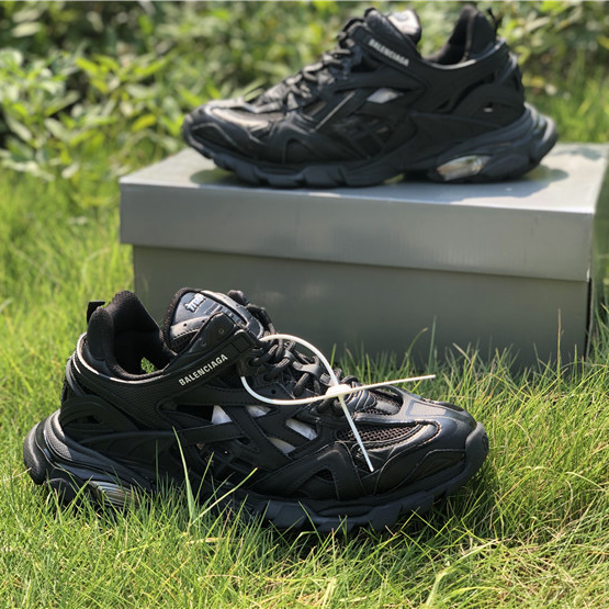 Balenciaga Track 4.0 Sneaker - 