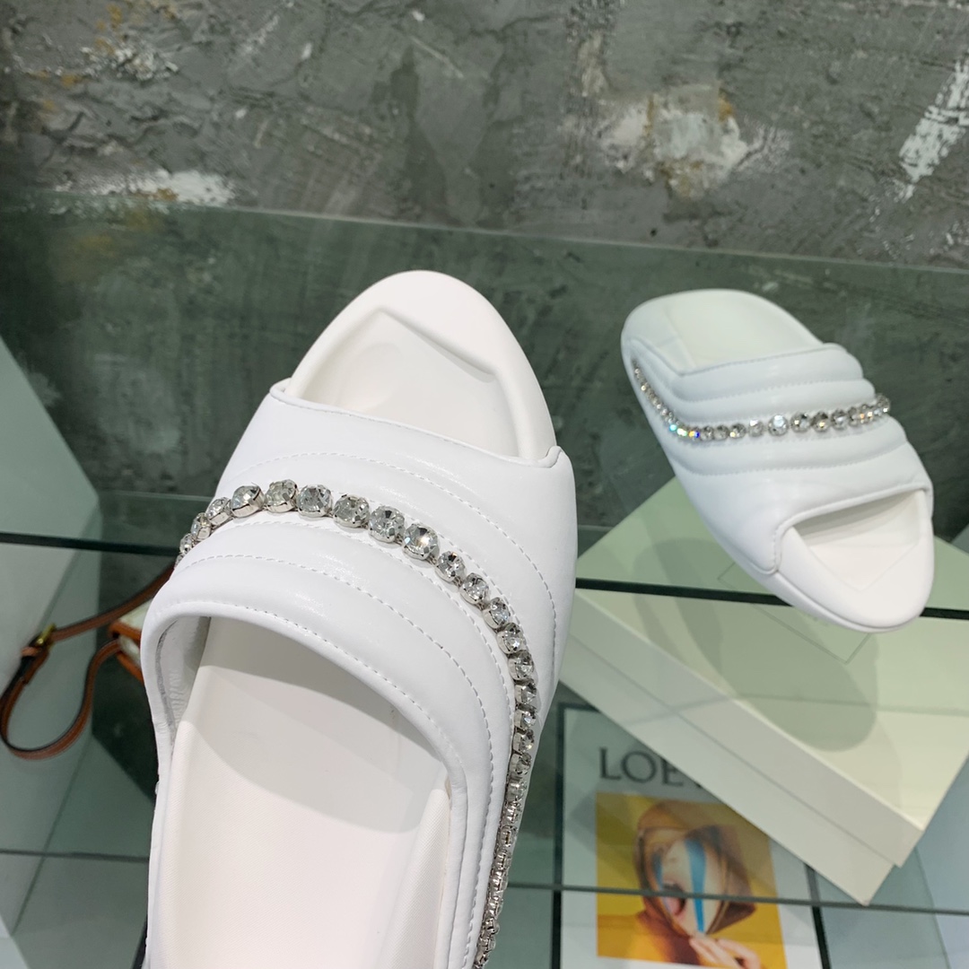 Balmain B-It-Puffy Slides - PerfectKickZ