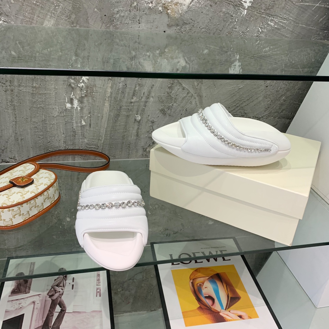 Balmain B-It-Puffy Slides - PerfectKickZ