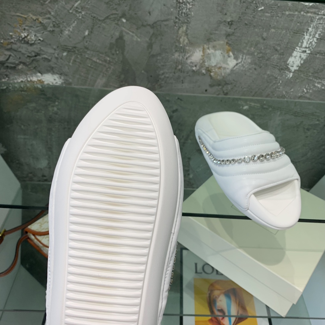 Balmain B-It-Puffy Slides - PerfectKickZ