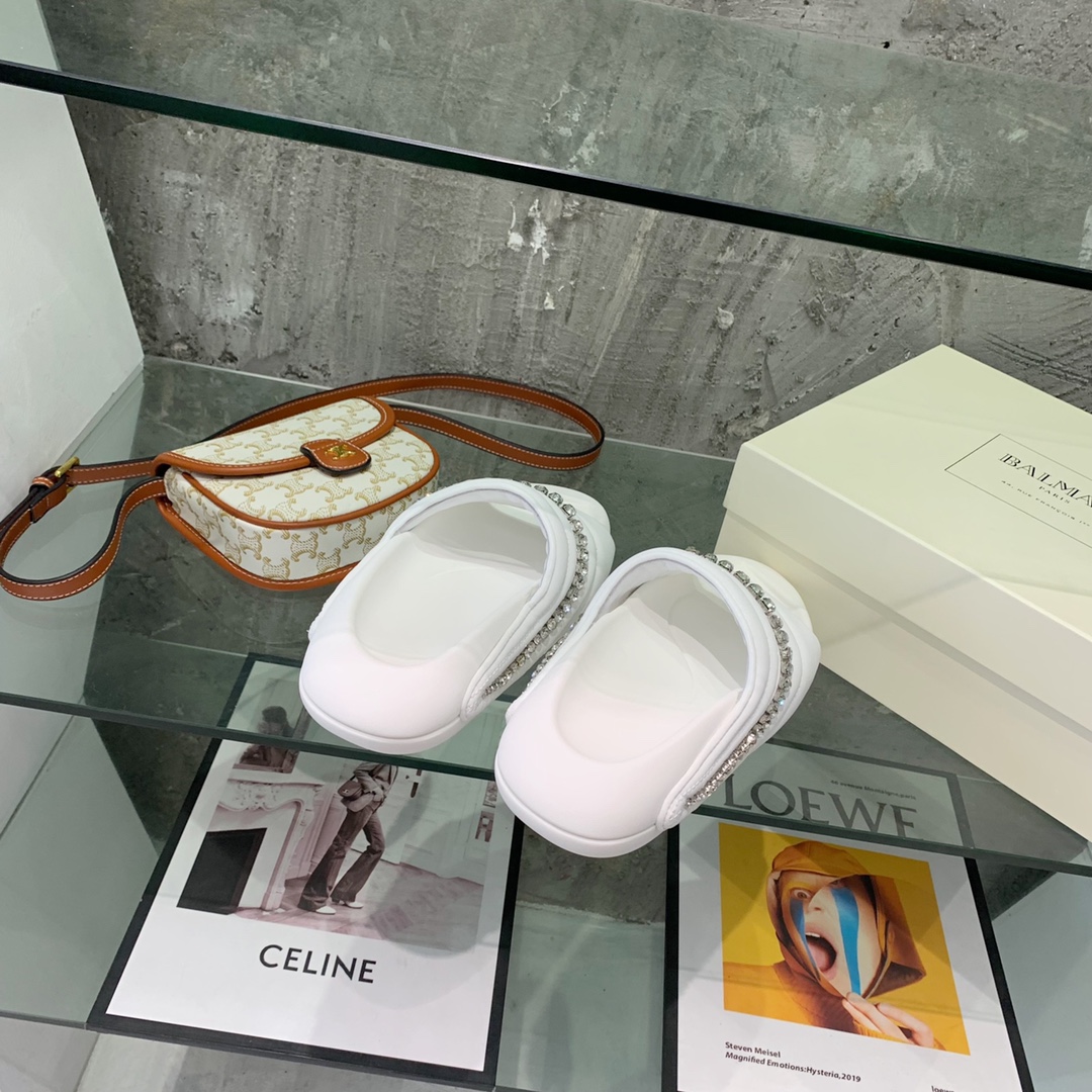 Balmain B-It-Puffy Slides - PerfectKickZ