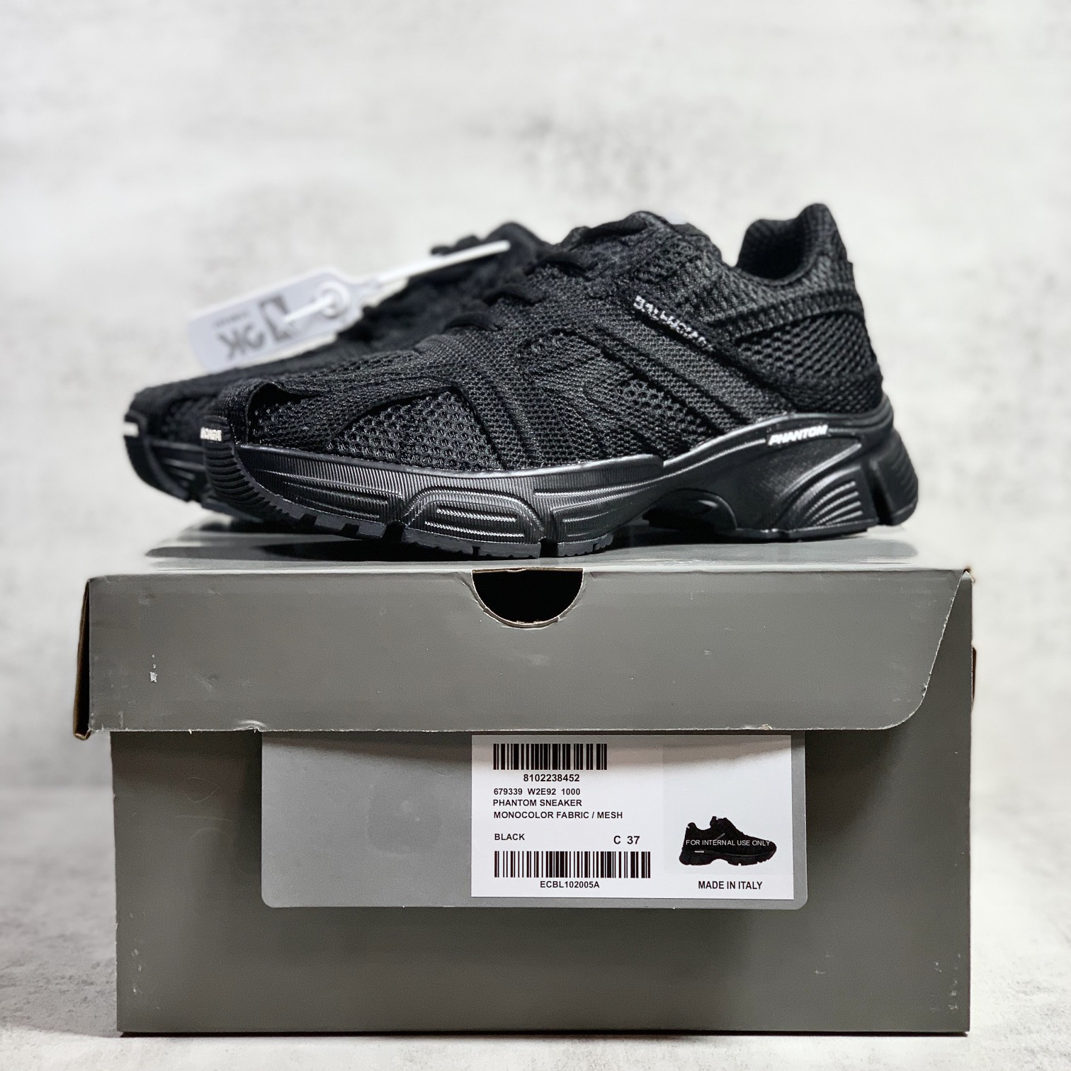 Balenciaga Men's Phantom Sneaker Washed In Black - PerfectKickZ