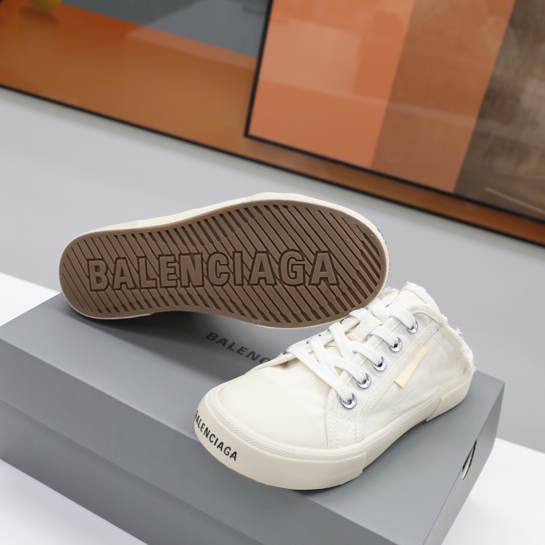 Balenciaga Men's Paris Sneaker Mule In White - PerfectKickZ