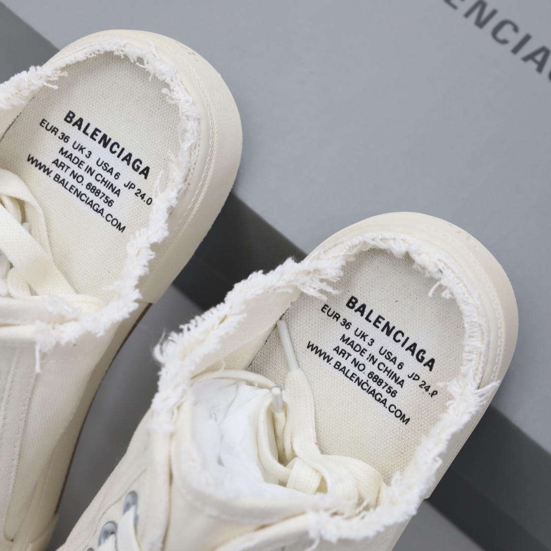 Balenciaga Men's Paris Sneaker Mule In White - PerfectKickZ